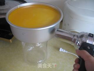 入口即化的芒果慕斯蛋糕。超详细哦~的做法步骤:17