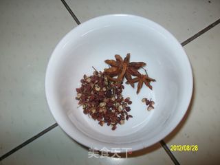 花生煮毛豆豆的做法步骤:3