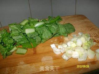 双蛋葱油龙须面的做法步骤:3