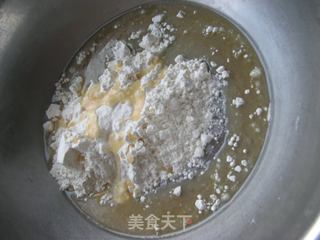 喜迎中秋佳节,自己动手做月饼——【苏式凤梨月饼】的做法步骤:4