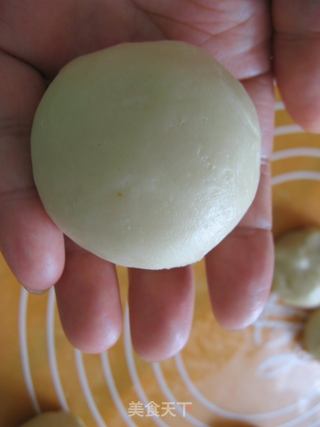 喜迎中秋佳节,自己动手做月饼——【苏式凤梨月饼】的做法步骤:16