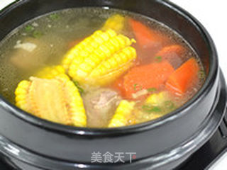 胡萝卜玉米排骨汤的做法步骤:4