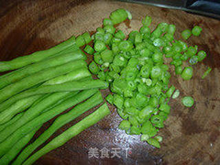 猪肉豆角馅饼的做法步骤:4