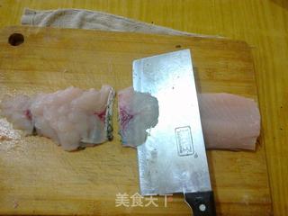 酸菜鱼的做法步骤:2