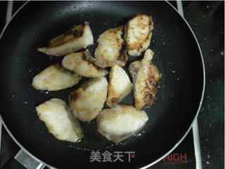 30分钟二菜一汤之 椒盐皖鱼块 香煎鱼块的做法步骤:4
