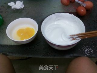 电饭锅自制蛋糕的做法步骤：1