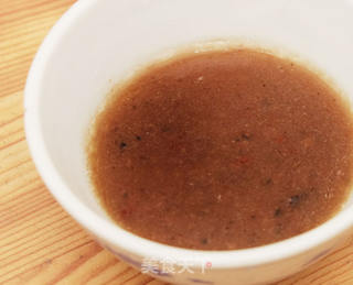 30分钟二菜一汤之 黑椒汁鱿鱼筒 烤鱿鱼筒 红烧鱿鱼筒的做法步骤:3