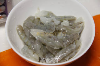 一口吃下去都是虾---黄金虾球的做法步骤:2