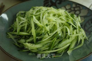 京酱素肉丝—素食的做法步骤：3