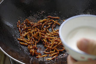 京酱素肉丝—素食的做法步骤:7