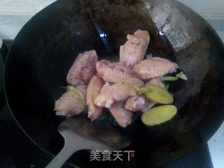 蒜蓉辣酱鸡翅的做法步骤:3