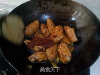蒜蓉辣酱鸡翅的做法步骤:4