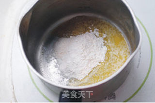 培根鲜虾意大利面——超详细步骤详解白酱意面的做法步骤:3