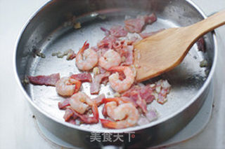 培根鲜虾意大利面——超详细步骤详解白酱意面的做法步骤:10