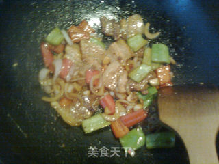 酱香回锅肉的做法步骤:9