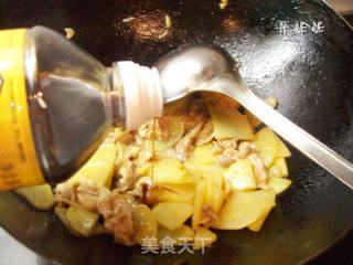 肉炒青椒土豆片的做法步骤:8