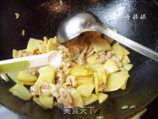 肉炒青椒土豆片的做法步骤:10