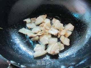 农家小炒肉-----家常菜的做法步骤：2