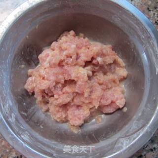 马蹄肉球汤的做法步骤：3