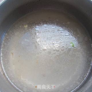 马蹄肉球汤的做法步骤：4