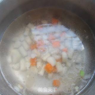 马蹄肉球汤的做法步骤：5
