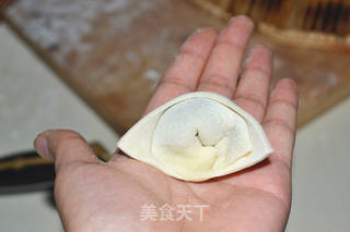 茼蒿鲜肉大馄饨的做法步骤:18