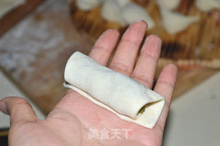 茼蒿鲜肉大馄饨的做法步骤:17