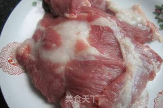 西兰花炒肉柳的做法步骤：2