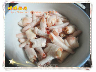 泡椒凤爪~的做法步骤:2