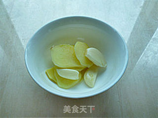 花生炖猪脚的做法步骤:4