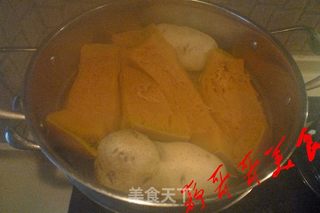 金秋南瓜饼的做法步骤:2
