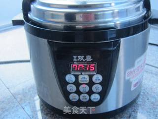 黄豆焖肉的做法步骤：4