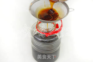 转化糖浆的熬制(附鉴别转化糖浆熬制是否完成的方法)的做法步骤:8