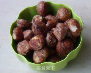 板栗烧鸡的做法步骤:2