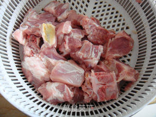 梅干菜红烧肉的做法步骤:2