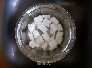 秋季滋补靓汤-虫草花炖鹌鹑的做法步骤:2