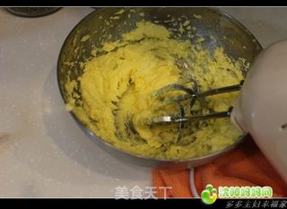 黄油飘香----葡萄干巧克力豆纸杯蛋糕的做法步骤：6