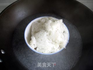 豆酱鸡蛋炒饭的做法步骤：2