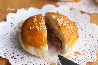 这个中秋最受欢迎的——鲜肉榨菜月饼的做法步骤:22