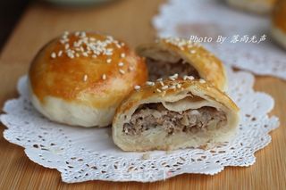 这个中秋最受欢迎的——鲜肉榨菜月饼的做法步骤:23