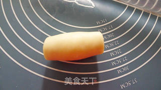 酥皮鲜肉月饼的做法步骤:12
