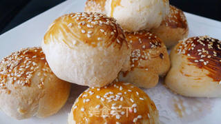 酥皮鲜肉月饼的做法步骤:16