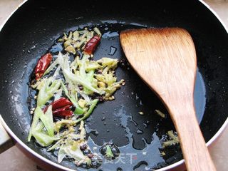 麻香萝卜干炒鸡蛋的做法步骤:5