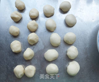 翻毛鲜肉月饼的做法步骤:5