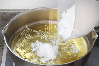 广式红豆沙月饼的做法步骤:7