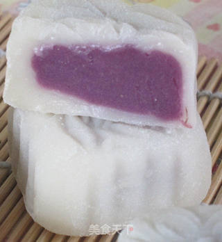第一次学做月饼@@【紫薯冰皮月饼】的做法步骤:18