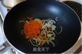 素食主义—素炒乌冬面的做法步骤:4