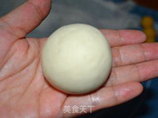广式茶点奶黄包的做法步骤:5