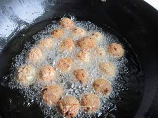 莲藕肉丸的做法步骤:10