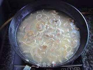 闽南的特色面条----【肉羹鲜虾卤生面】的做法步骤：8